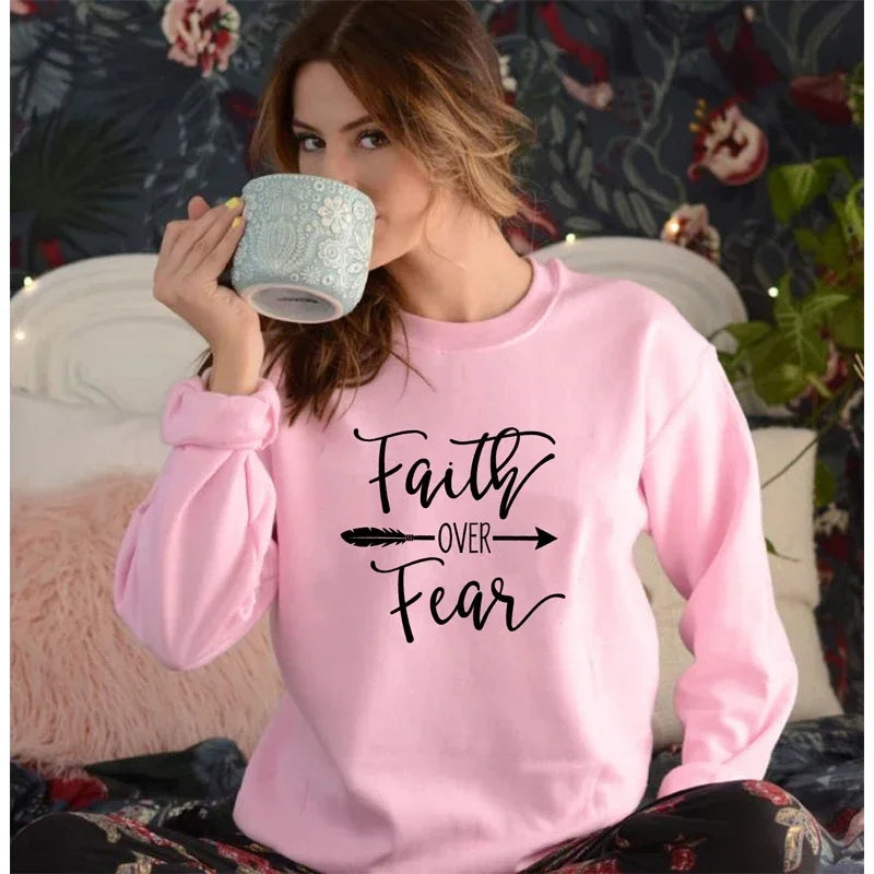 Women's Faith Over Fear Arrow Print Christian Sweatshirt Spring Autumn Religious Church Pullovers Casual Inspirational Hoodies